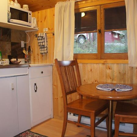 Fairmont Mountain Bungalows Fairmont Hot Springs Εξωτερικό φωτογραφία