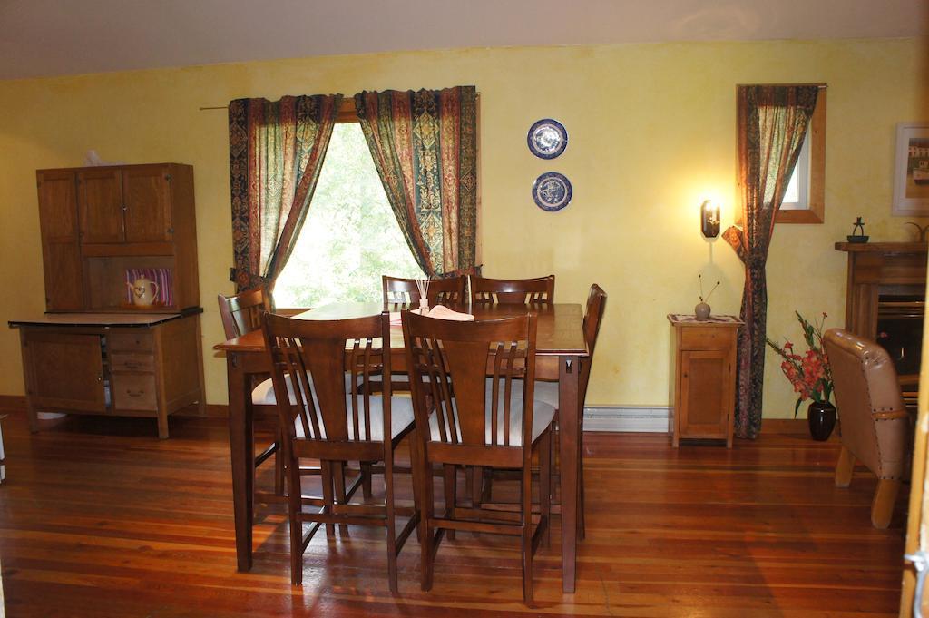 Fairmont Mountain Bungalows Fairmont Hot Springs Δωμάτιο φωτογραφία