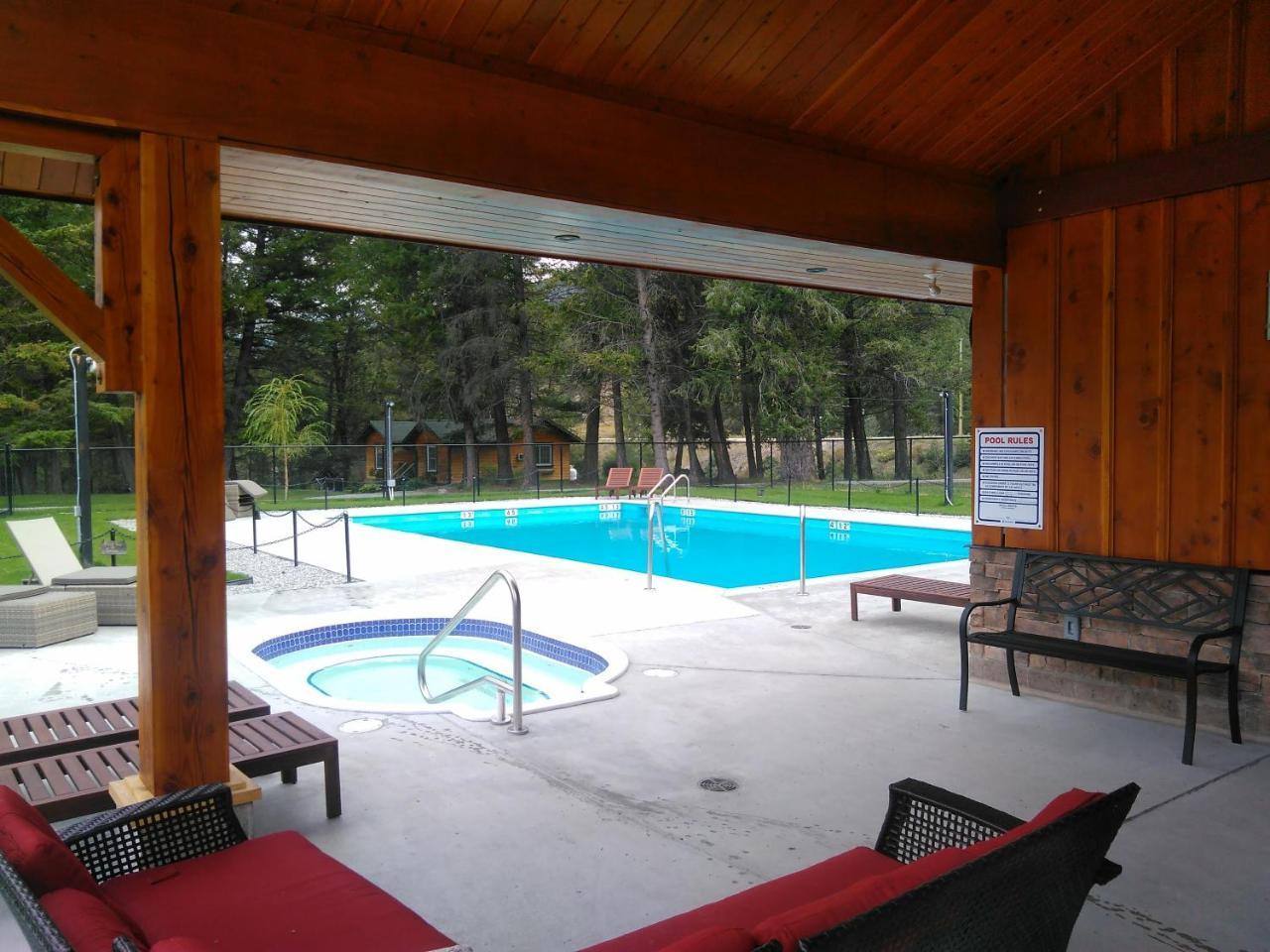 Fairmont Mountain Bungalows Fairmont Hot Springs Εξωτερικό φωτογραφία